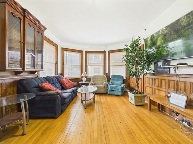 26 South St, Brockton, MA 02301