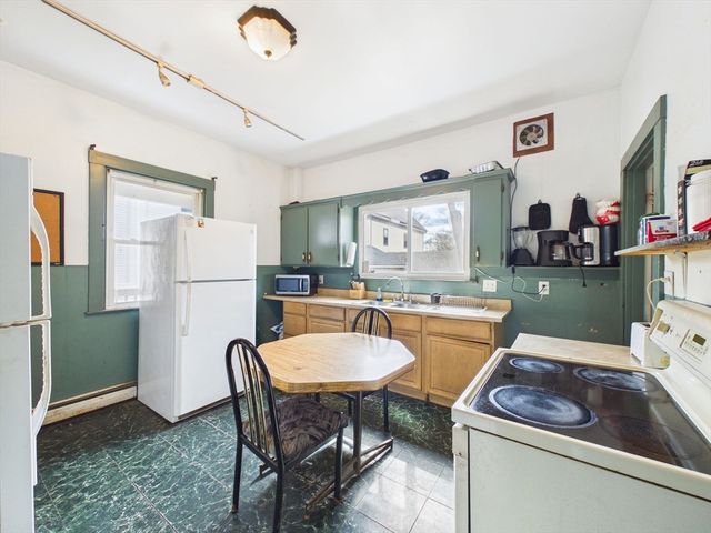 26 South St, Brockton, MA 02301