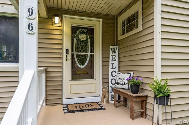 96 Lynbrook Circle, Dewitt, NY 13214