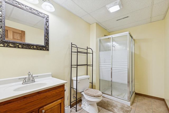 1710 Mackin Drive, Dewitt, IA 52742