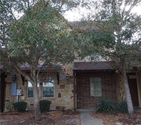 4114 Gunner Trail, College Station, TX 77845