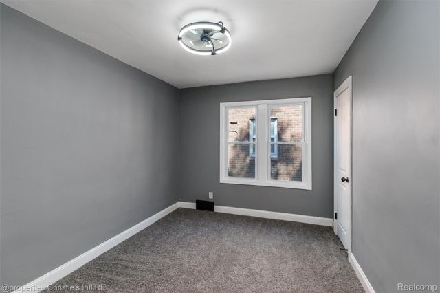 16220 Lesure Street, Detroit, MI 48235
