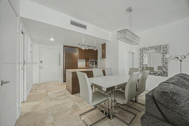 485 Brickell Avenue 2209, Miami, FL 33131