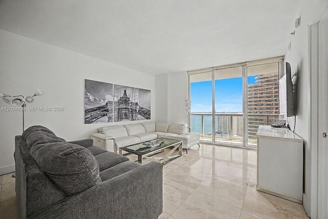 485 Brickell Avenue 2209, Miami, FL 33131