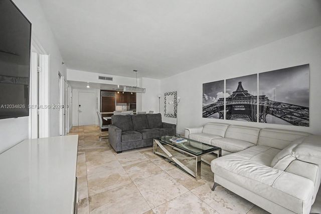 485 Brickell Avenue 2209, Miami, FL 33131