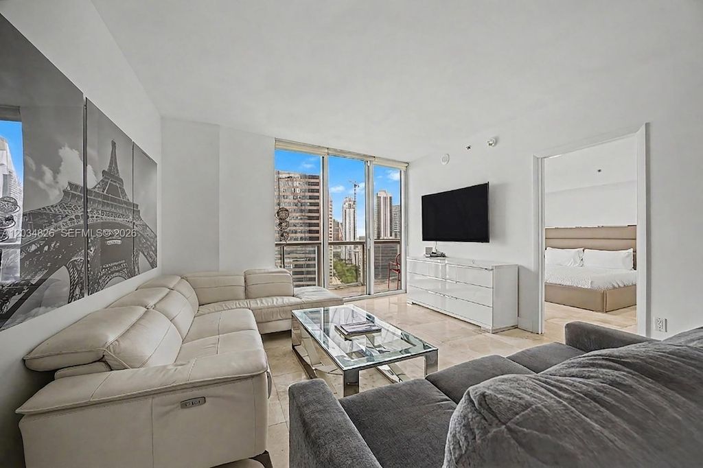 485 Brickell Avenue 2209, Miami, FL 33131