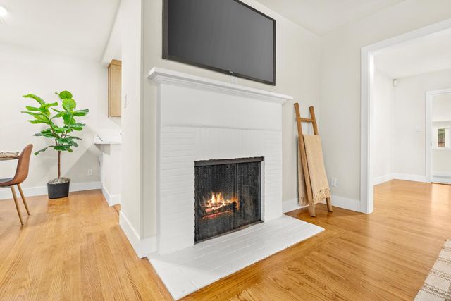 110 Meister Way, Sacramento, CA 95819