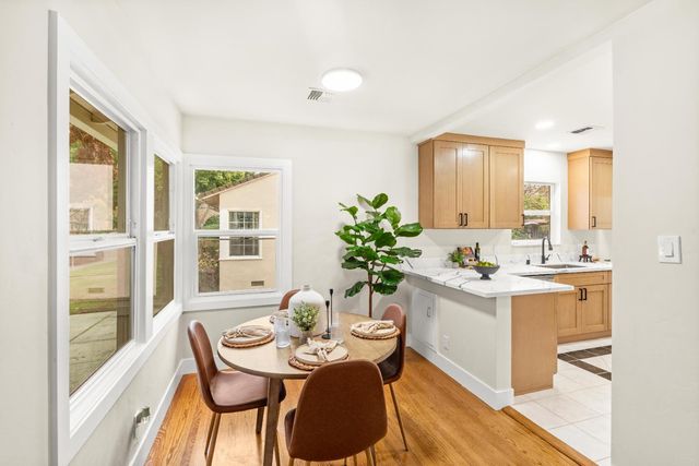 110 Meister Way, Sacramento, CA 95819