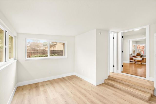 110 Meister Way, Sacramento, CA 95819