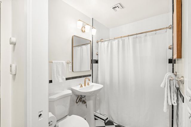 110 Meister Way, Sacramento, CA 95819