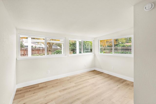 110 Meister Way, Sacramento, CA 95819