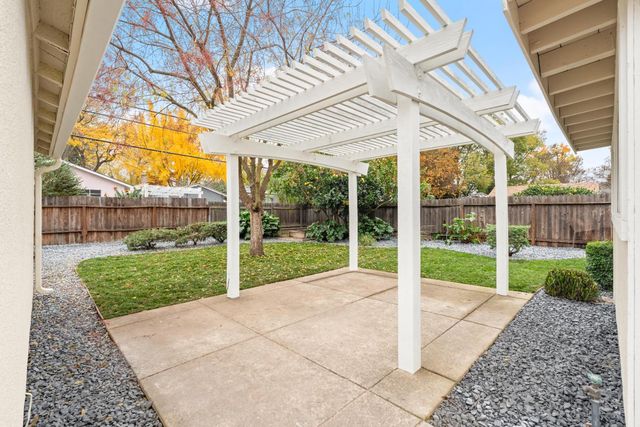 110 Meister Way, Sacramento, CA 95819