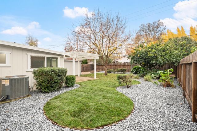 110 Meister Way, Sacramento, CA 95819