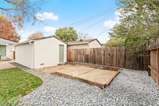 110 Meister Way, Sacramento, CA 95819