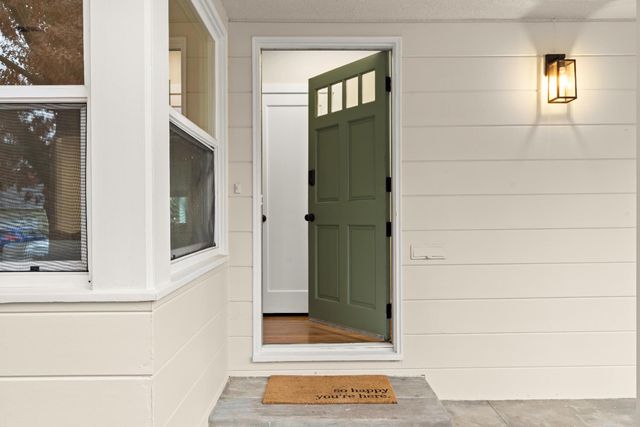 110 Meister Way, Sacramento, CA 95819