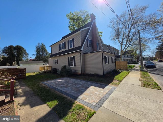 12 CLARA ST, Dover, DE 19904