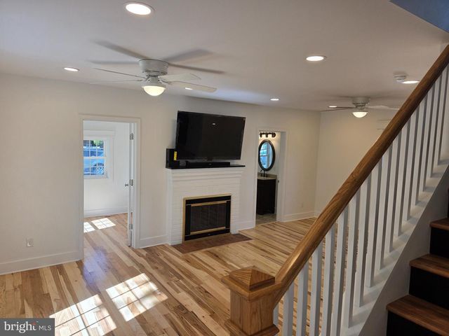 12 CLARA ST, Dover, DE 19904