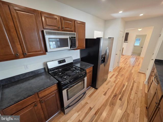 12 CLARA ST, Dover, DE 19904