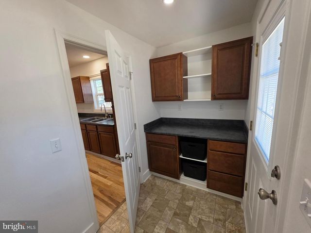 12 CLARA ST, Dover, DE 19904
