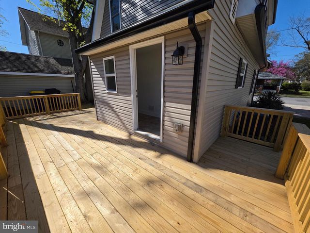 12 CLARA ST, Dover, DE 19904