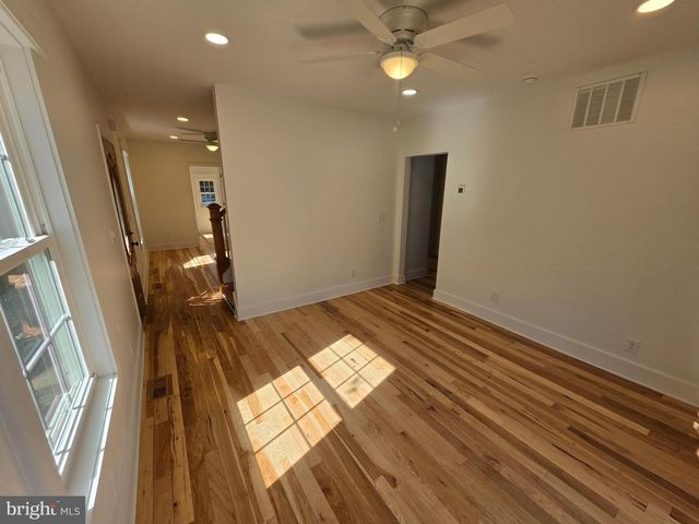 12 CLARA ST, Dover, DE 19904