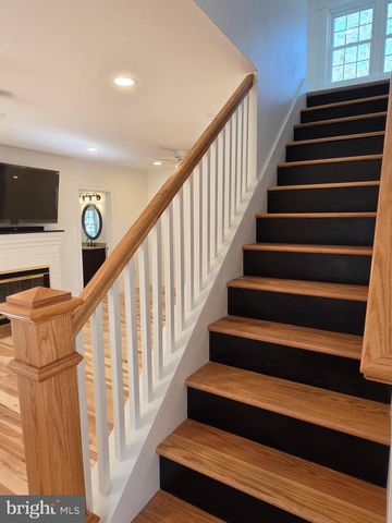 12 CLARA ST, Dover, DE 19904