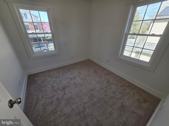 12 CLARA ST, Dover, DE 19904