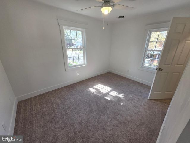 12 CLARA ST, Dover, DE 19904