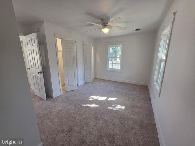 12 CLARA ST, Dover, DE 19904
