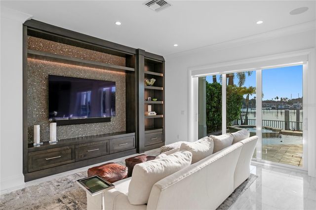 1037 ROYAL PASS ROAD, Tampa, FL 33602