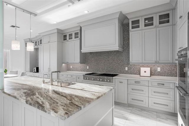 1037 ROYAL PASS ROAD, Tampa, FL 33602