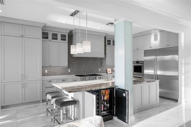 1037 ROYAL PASS ROAD, Tampa, FL 33602