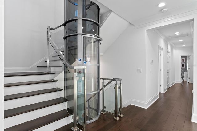 1037 ROYAL PASS ROAD, Tampa, FL 33602