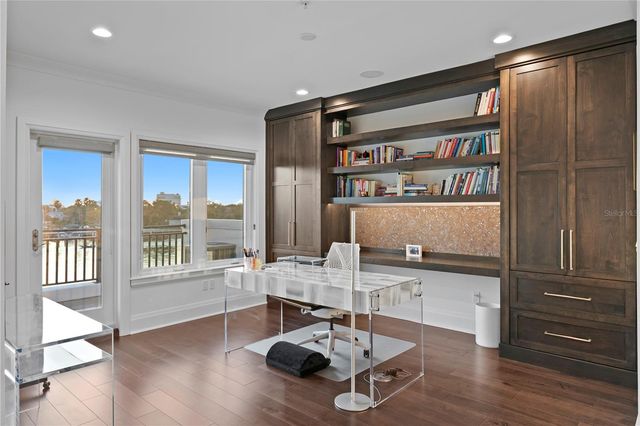 1037 ROYAL PASS ROAD, Tampa, FL 33602