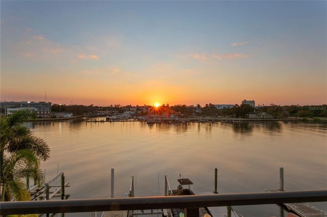 1037 ROYAL PASS ROAD, Tampa, FL 33602