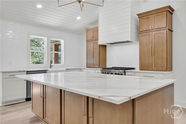 1040 Woodbine Drive, Watkinsville, GA 30677