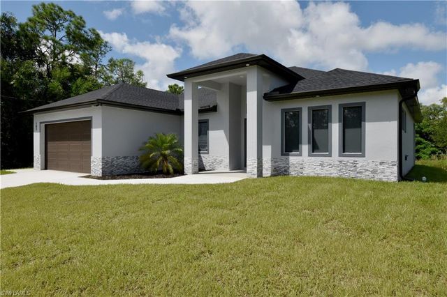 103 Scott AVE, Lehigh Acres, FL 33936