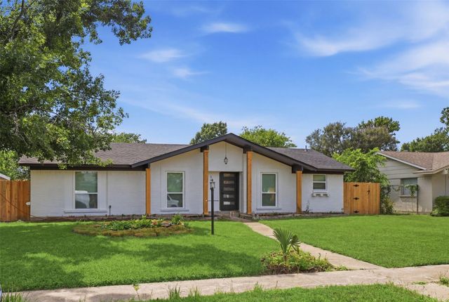 1208 Berkeley Drive, Richardson, TX 75081