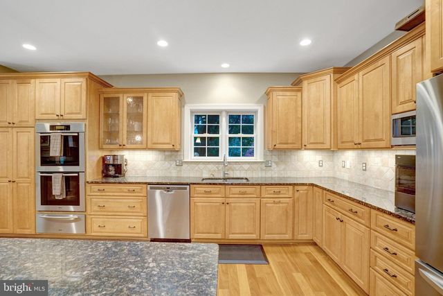 117 W GEORGE MASON RD, Falls Church, VA 22046