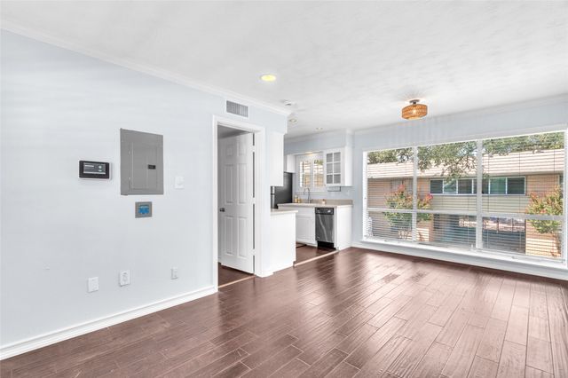 6140 Bandera Avenue, Dallas, TX 75225