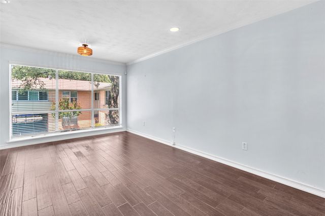 6140 Bandera Avenue, Dallas, TX 75225