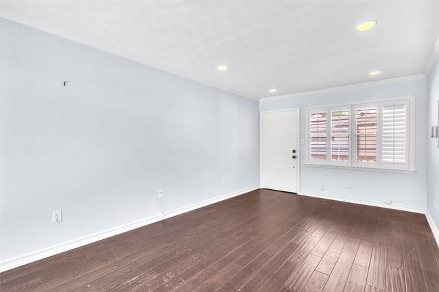 6140 Bandera Avenue, Dallas, TX 75225