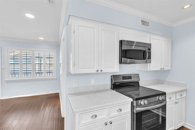 6140 Bandera Avenue, Dallas, TX 75225