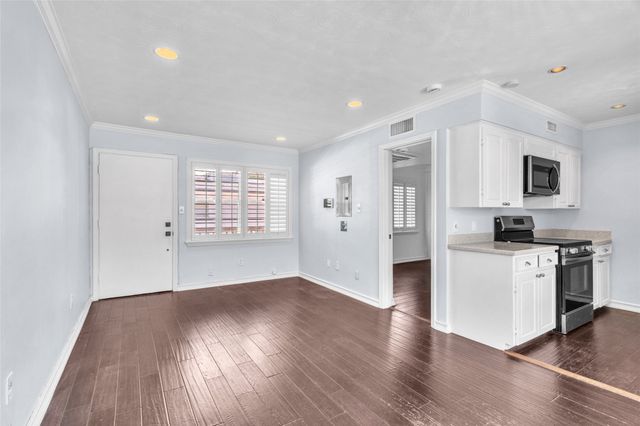 6140 Bandera Avenue, Dallas, TX 75225