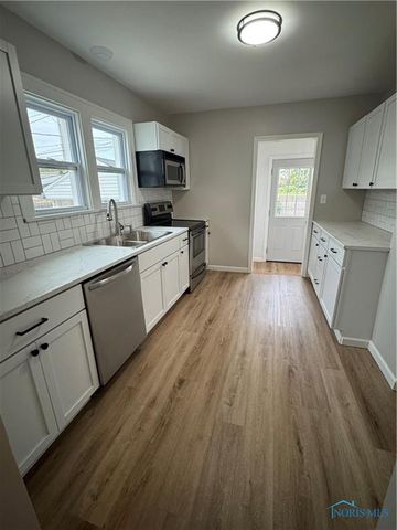 302 Warrington Road, Toledo, OH 43612