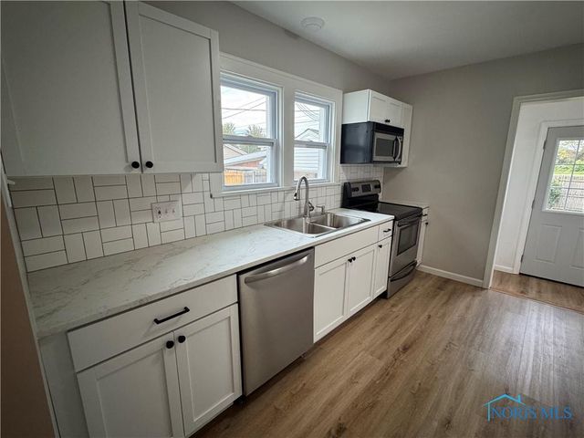 302 Warrington Road, Toledo, OH 43612