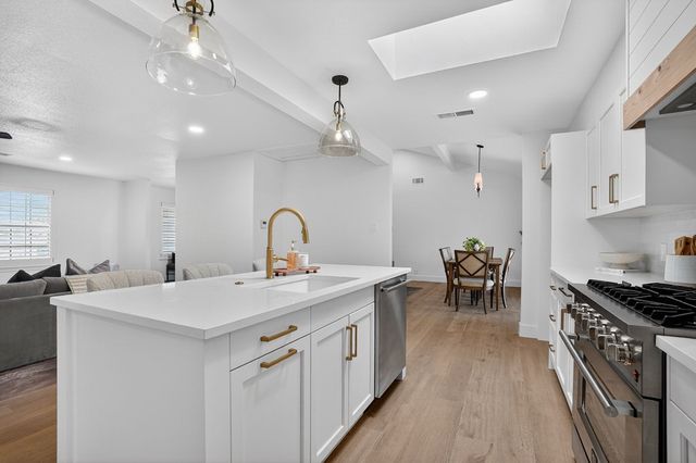 3409 W Cuthbert Ave, Midland, TX 79703