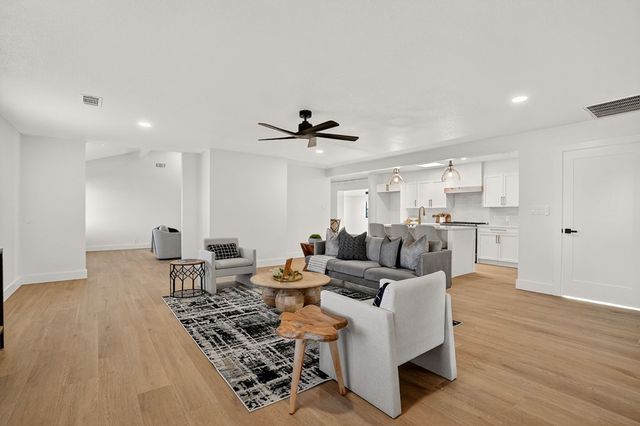 3409 W Cuthbert Ave, Midland, TX 79703