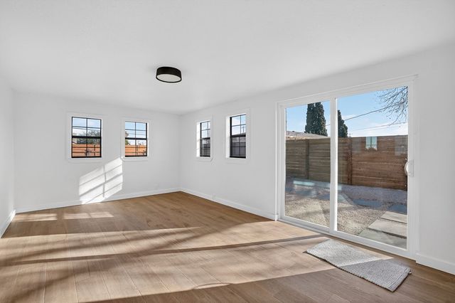 3409 W Cuthbert Ave, Midland, TX 79703