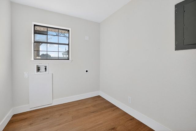 3409 W Cuthbert Ave, Midland, TX 79703